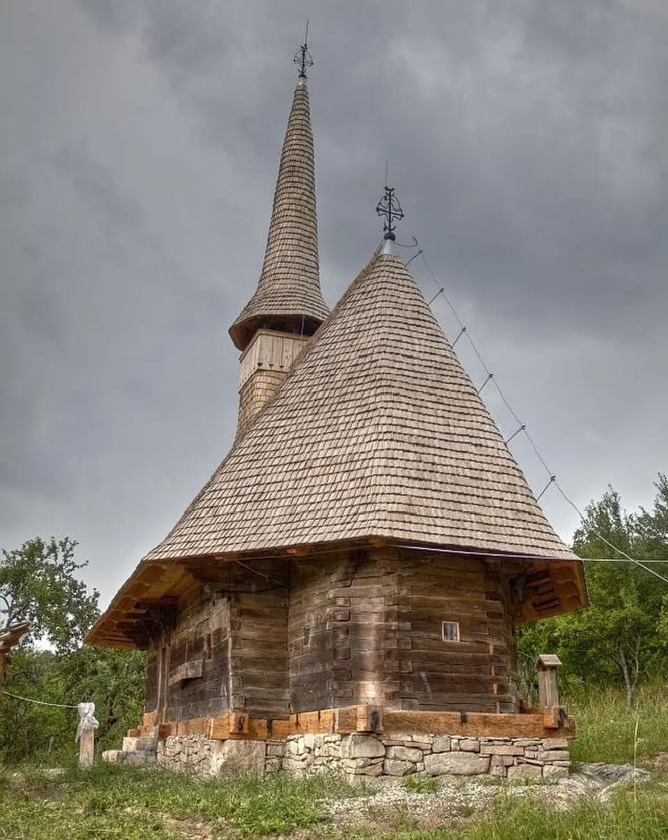Image: Bogdan Ilieş · CC BY-SA 3.0 Poiana Blenchii