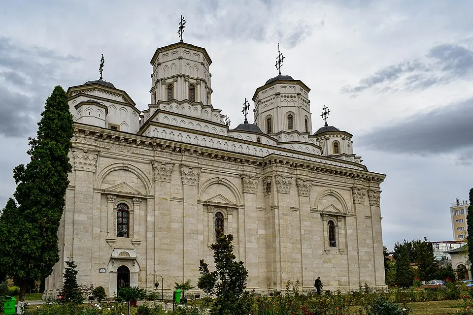 Mănăstirea Golia