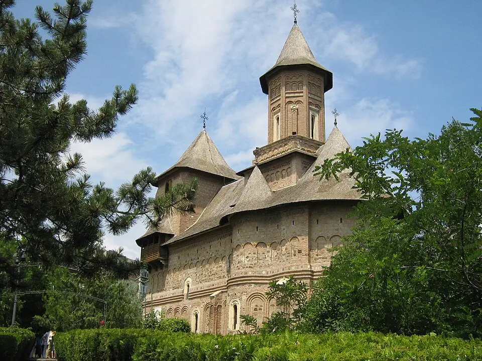 Biserica Fortificată Sfânta Precista