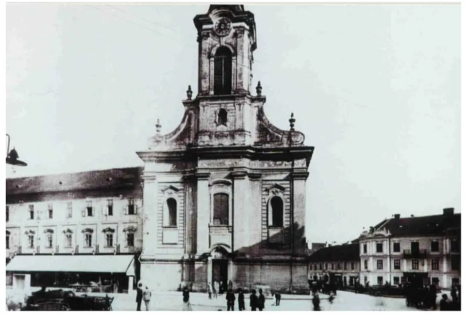 Bild: https://core.ac.uk/download/pdf/32578417.pdf · Public domain Sankt Georgs Kirche in Temeswar