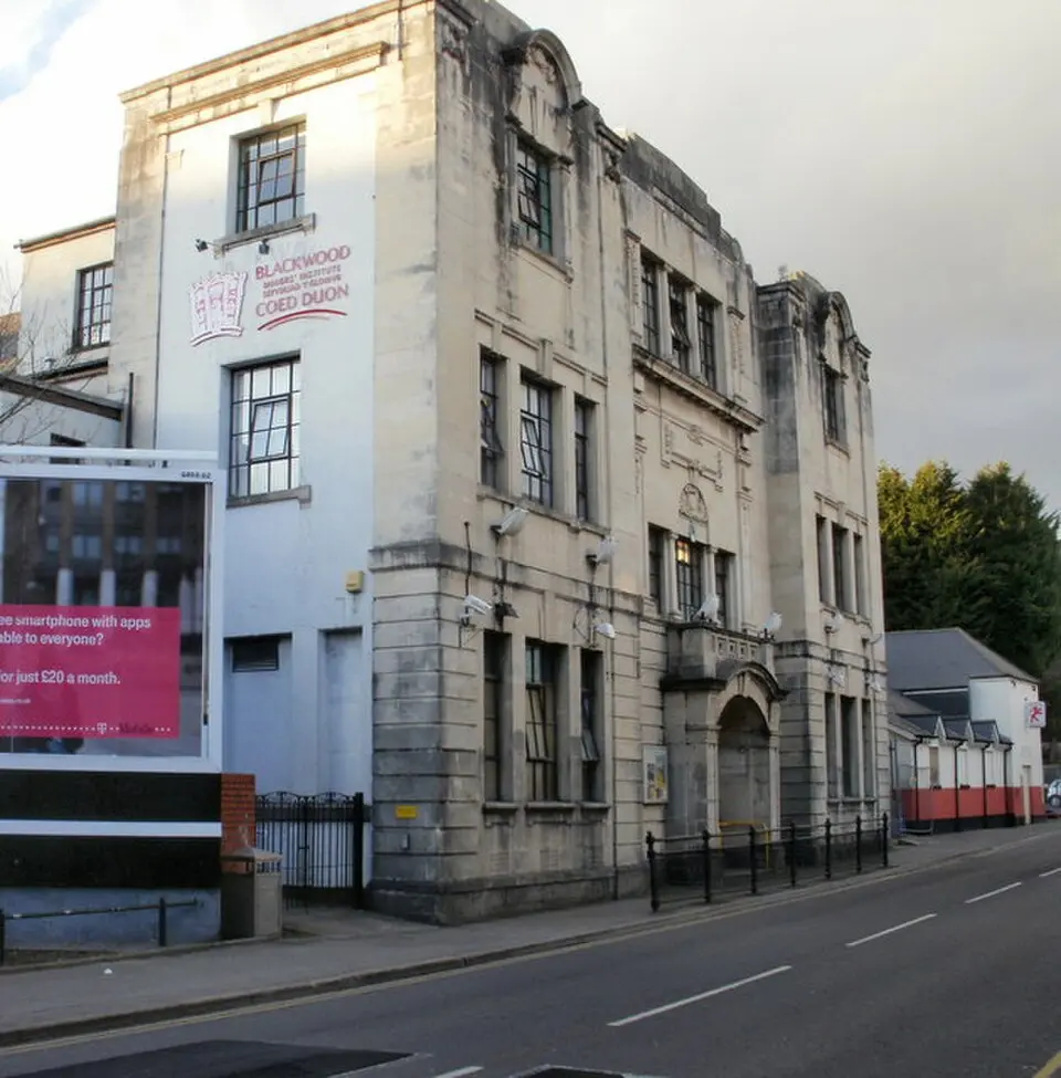 Slika: John Grayson · CC BY-SA 2.0 Blackwood Miners' Institute