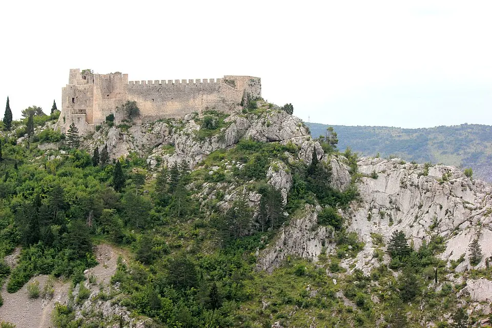 Image: Julian Nyča · CC BY-SA 3.0 forteresse de Blagaj