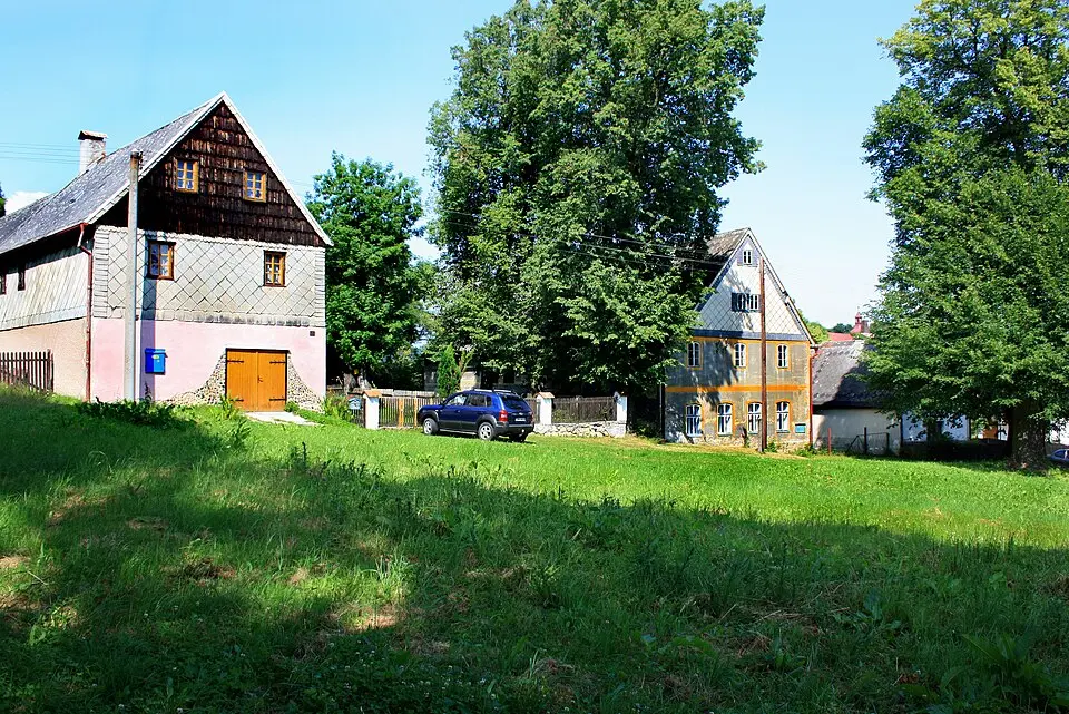 Květnov