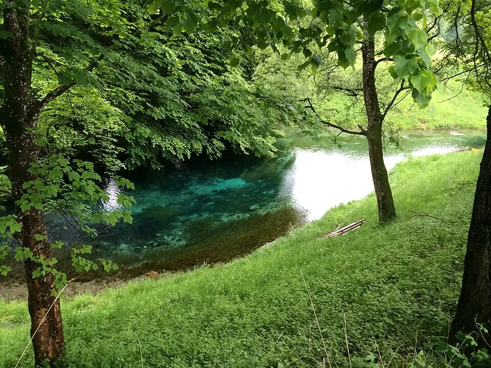 Obrázok: stefan · CC BY-SA 3.0 Blaue Quelle