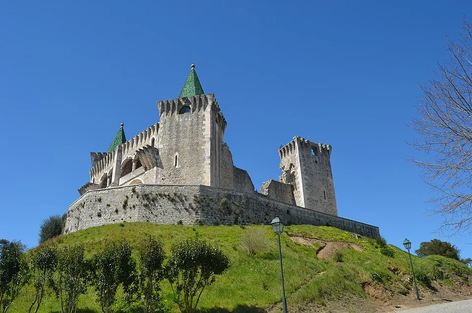Castelo de Mós