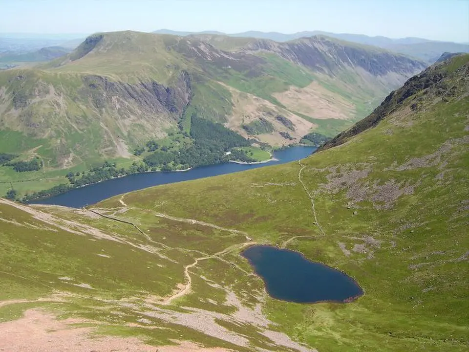 Image: Richard Webb · CC BY-SA 2.0 Bleaberry Tarn