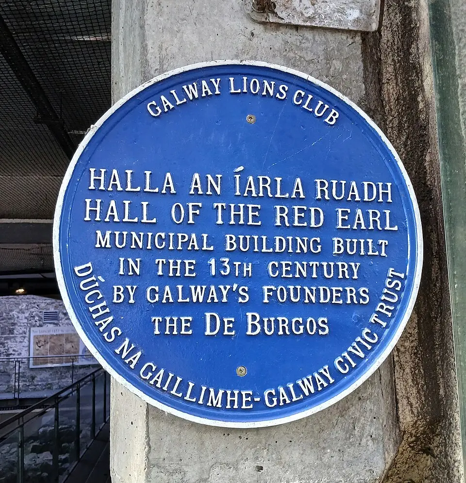 Hall of the Red Earl