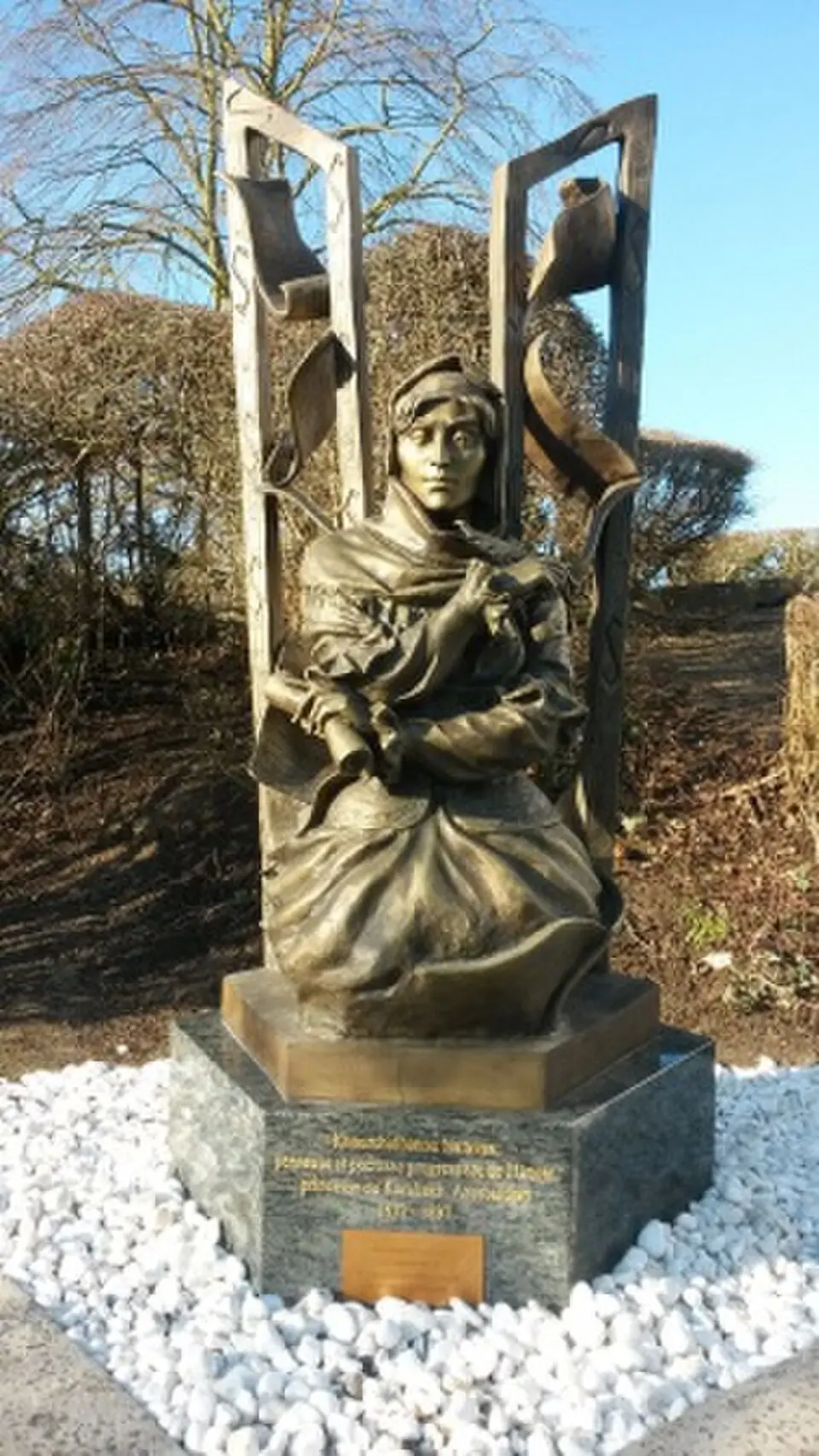 The Statue of Khurshidbanu Natavan (Waterloo, 2016)