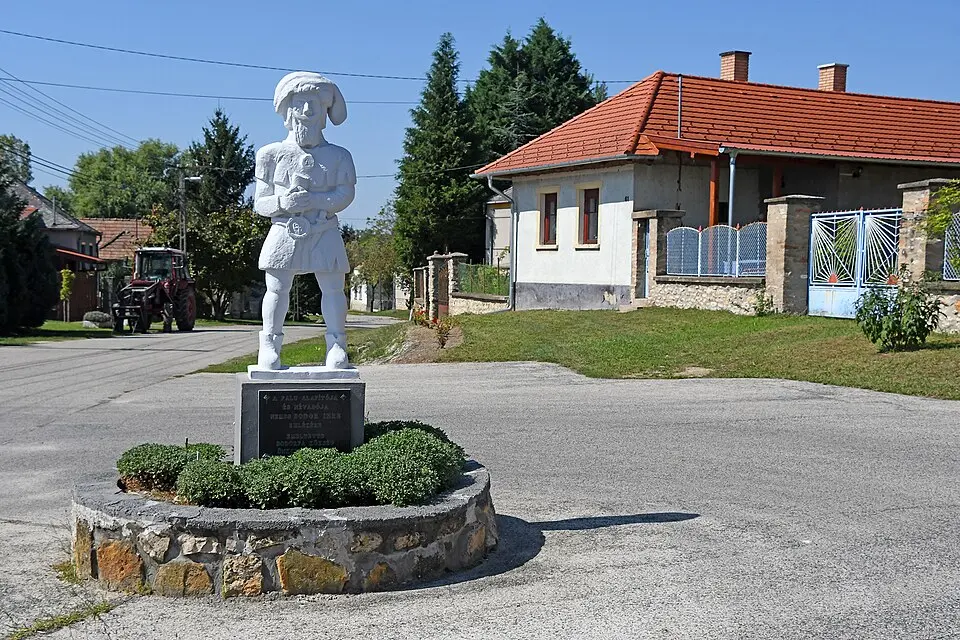 Bild: Pasztilla aka Attila Terbócs · CC BY-SA 4.0 Bodorfa