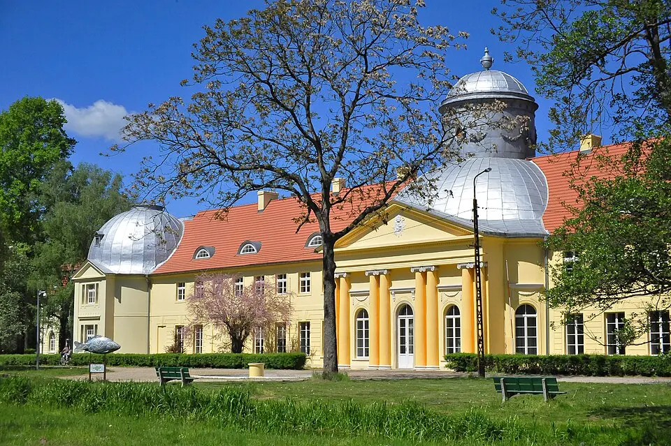 Pałac klasycystyczny w Miliczu