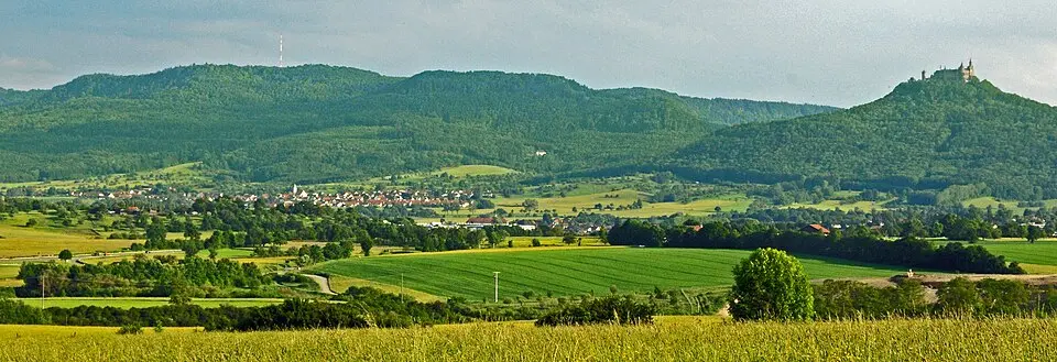 Kép: UnreifeKirsche · CC BY-SA 3.0 Raichberg