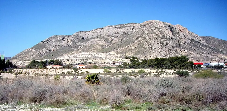 Bild: FoxR · CC BY-SA 3.0 Monte Bolón