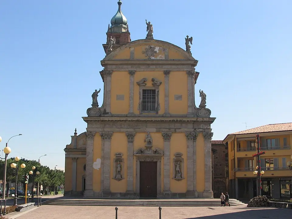 Mis en ligne par: Giorces · Public domain Bottanuco