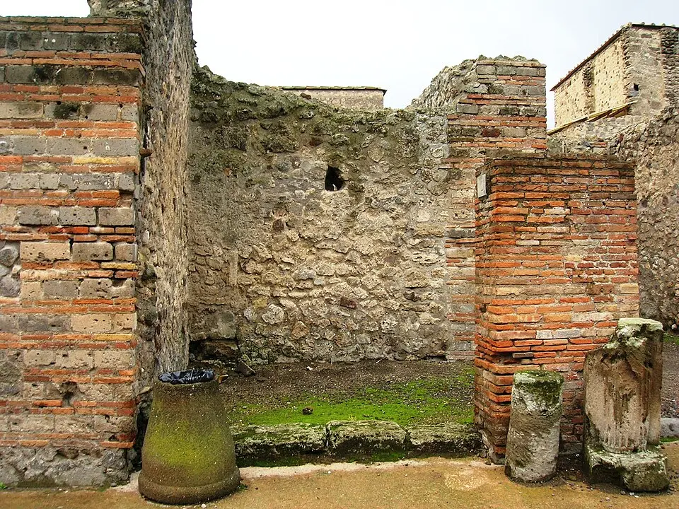bottega (VI.8.12)