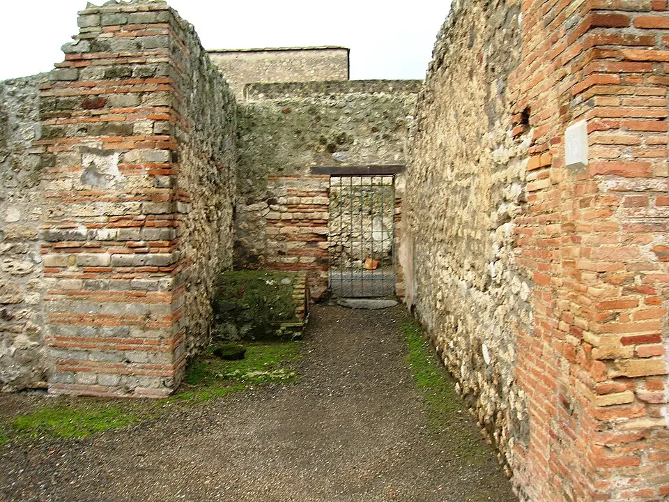 bottega (VI.8.13)