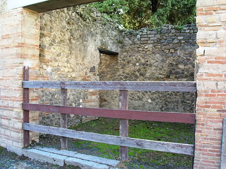 bottega (VIII.5.35)