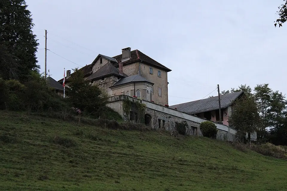 Fortified house of Mieudry