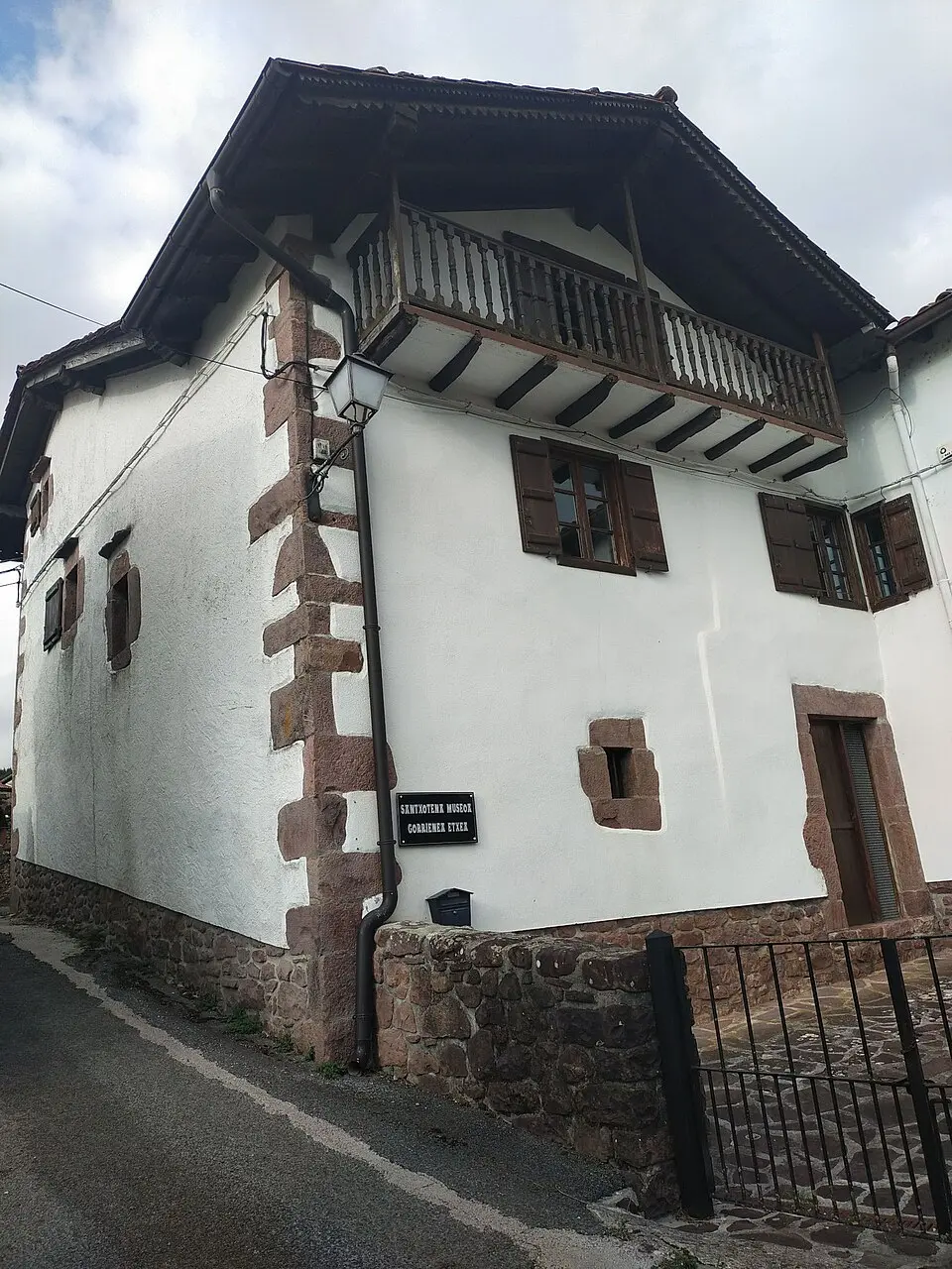 Santxotena park-museum