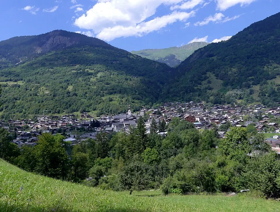 Bozel