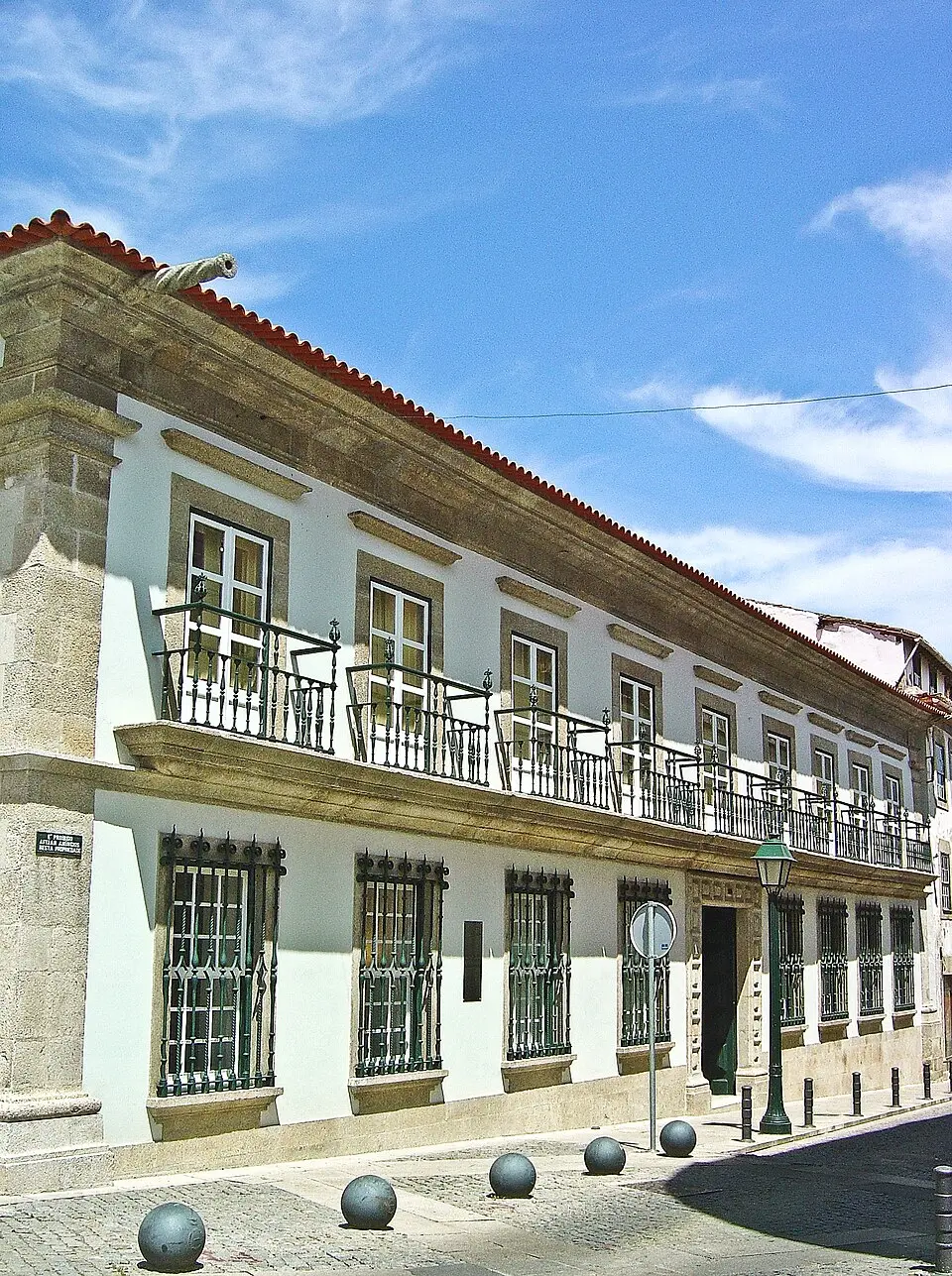 Centro de Arte Contemporânea Graça Morais