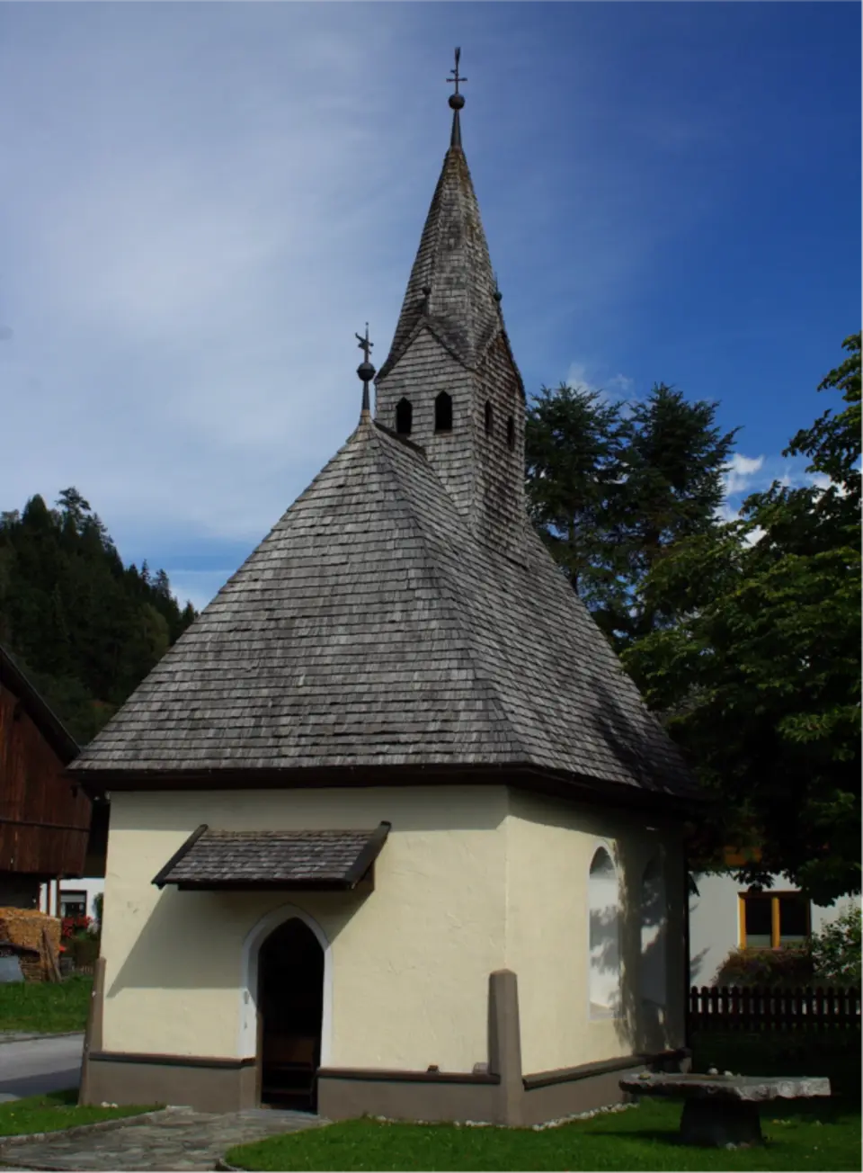Ortskapelle, hll. Gregor und Florian, Dorferkapelle