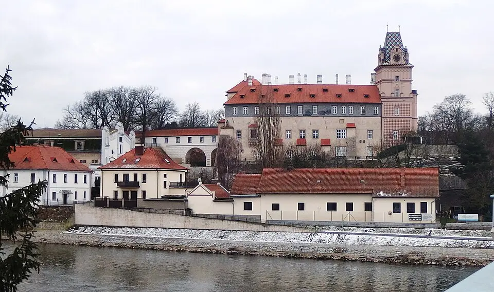 Kép: Palickap · CC BY-SA 4.0 zámek Brandýs nad Labem