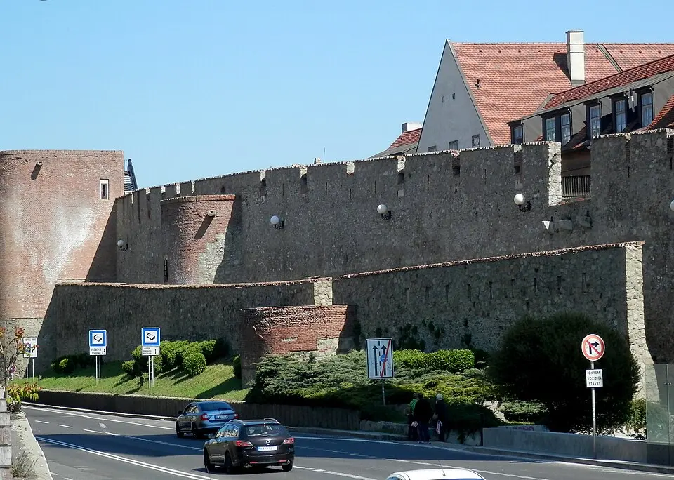 Vtáčia bašta