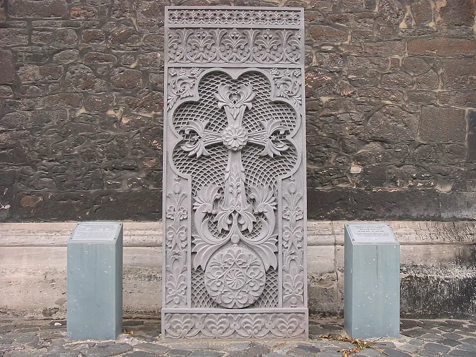 Khatchkar