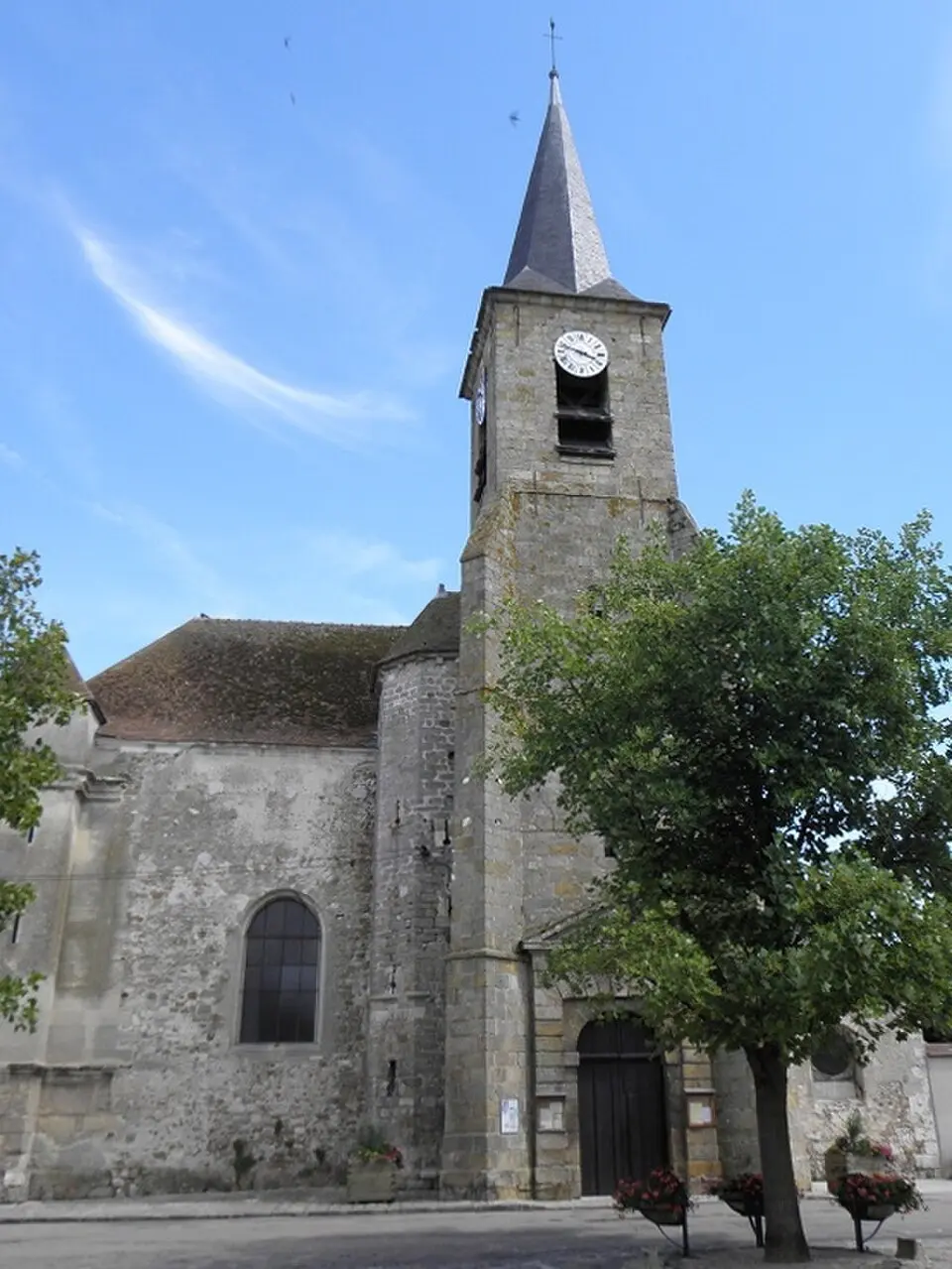 église Notre-Dame-Sainte-Croix de Bray-sur-Seine
