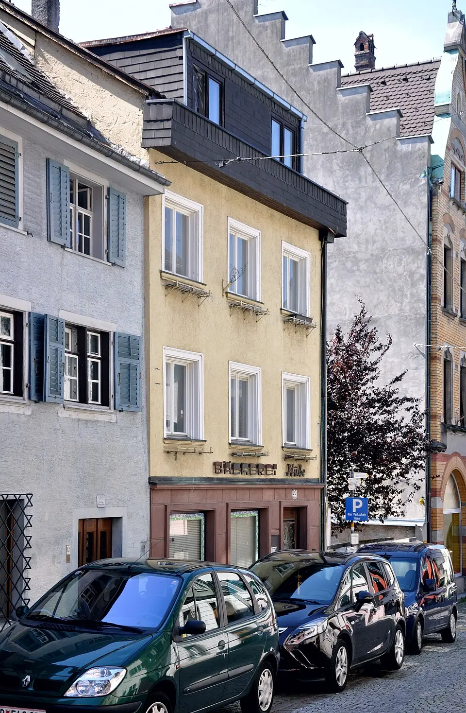 Wohn- und Geschäftshaus