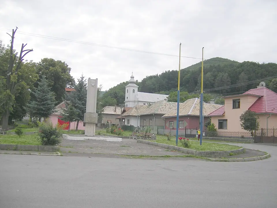 Obrázek: Szeder László · CC BY-SA 3.0 Brehy