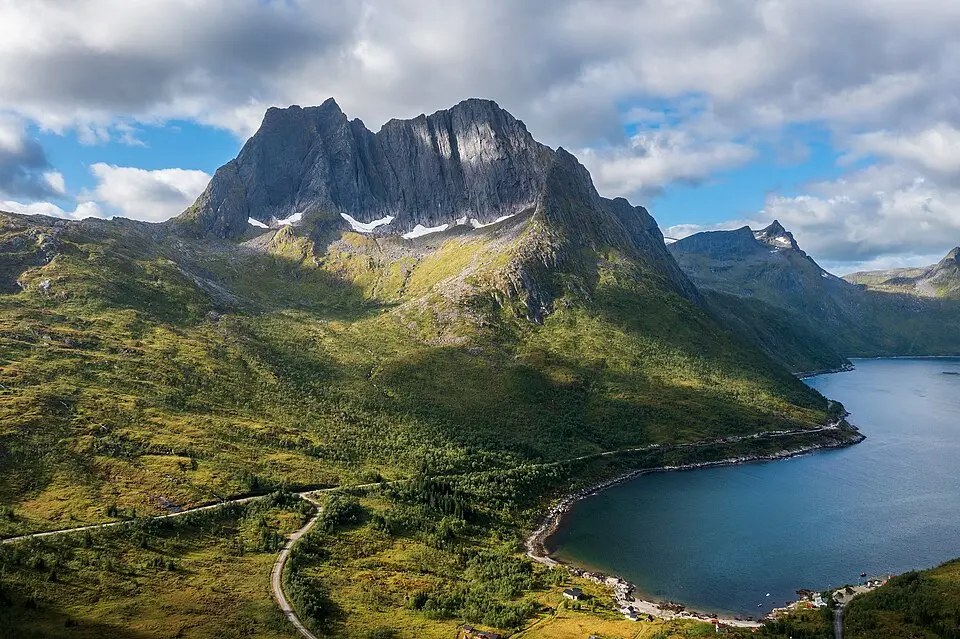 Breidtinden