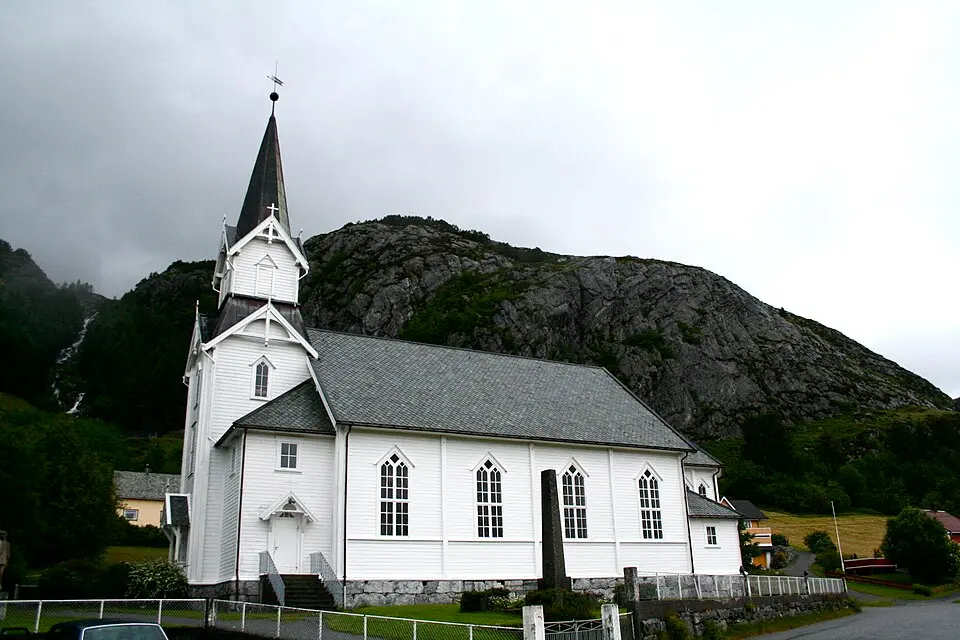 Bremanger kirke