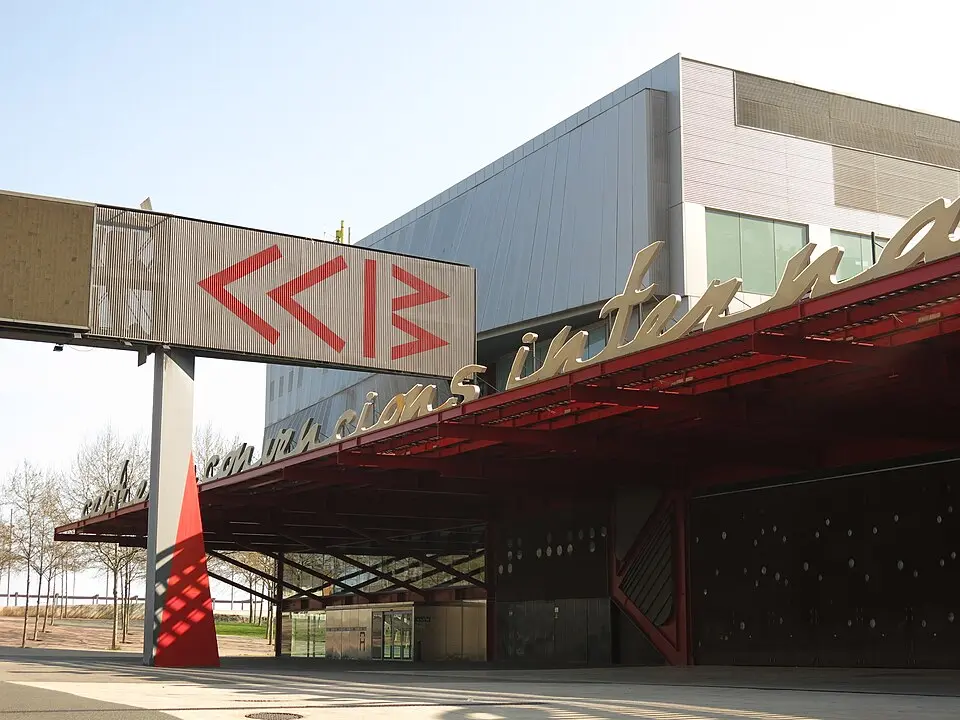 Immagine: Enric · CC BY-SA 4.0 Centro de Convenciones Internacional de Barcelona