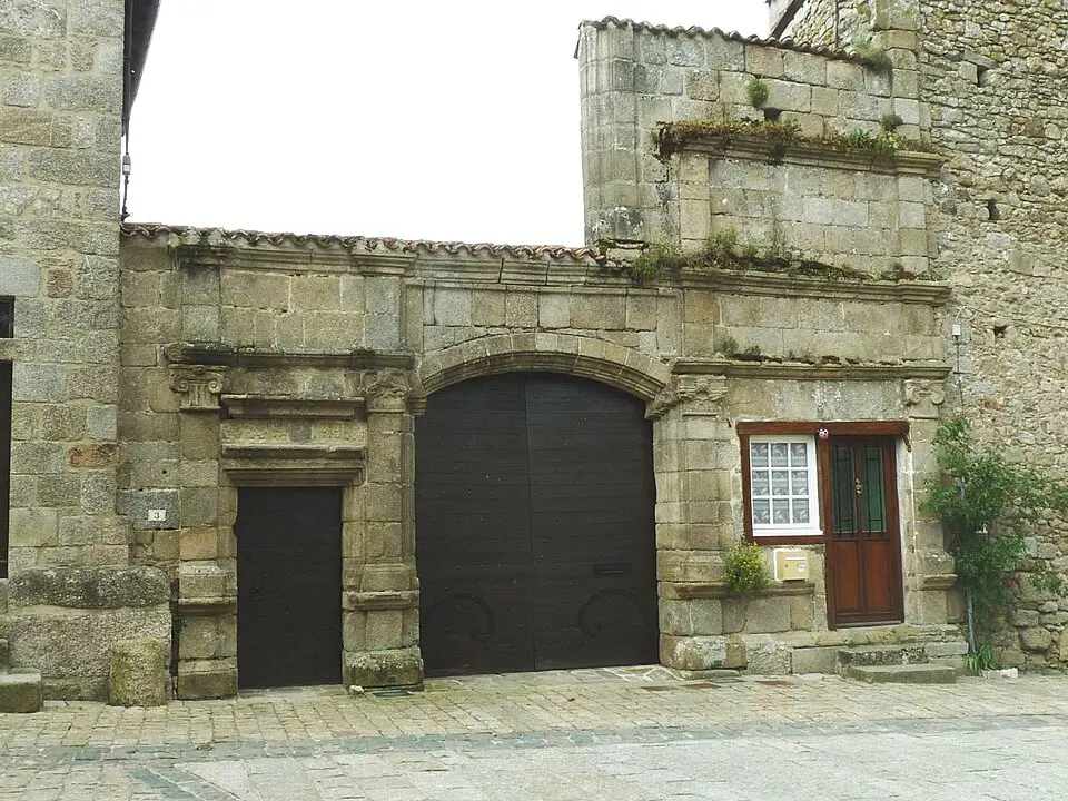 château de Brigueuil