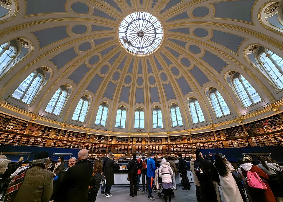 Image: Thaler Tamas · CC BY-SA 4.0 British Museum Reading Room