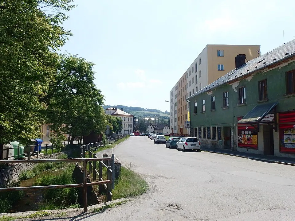 Brněnec