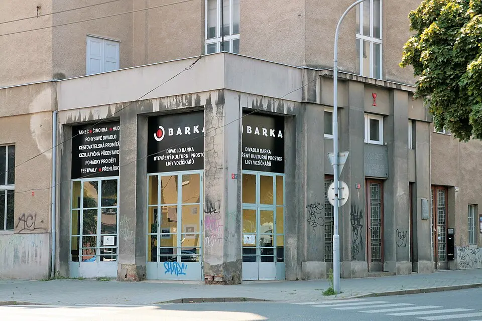 Bezbariérové divadlo BARKA