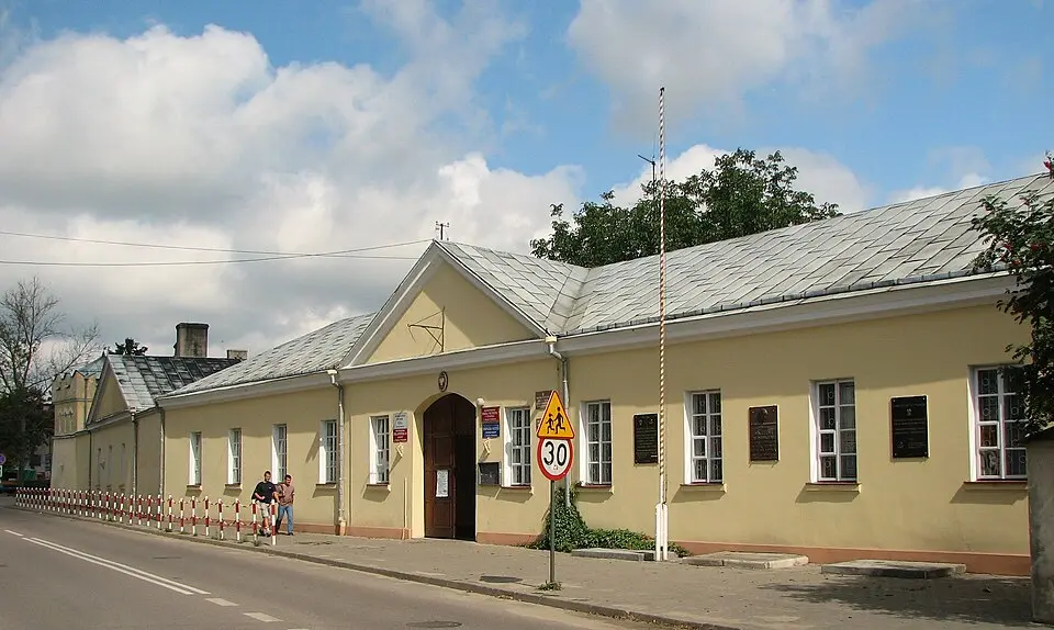 Klasztor, ob. szkoła muzyczna