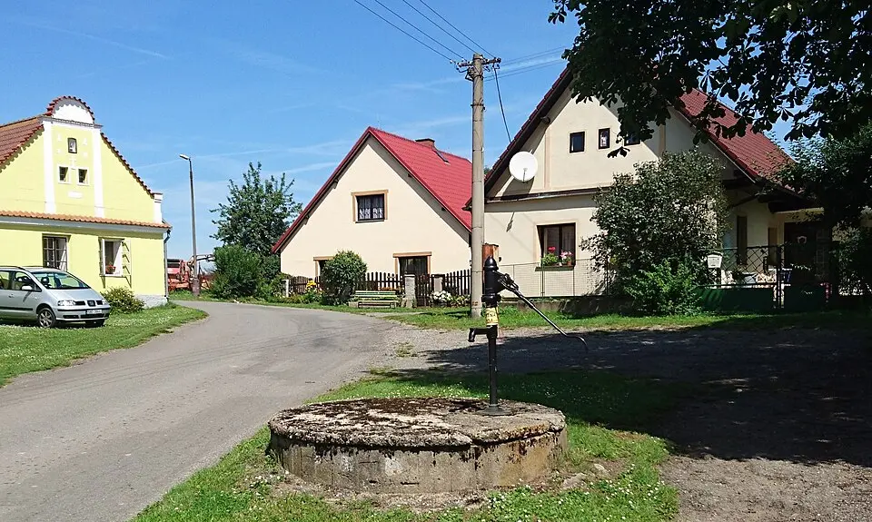 Broučkova Lhota