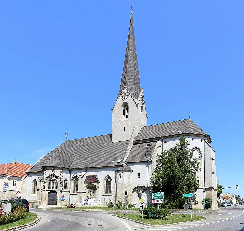 Slika: C.Stadler/Bwag · CC BY-SA 4.0 Pfarrkirche Brunn am Gebirge