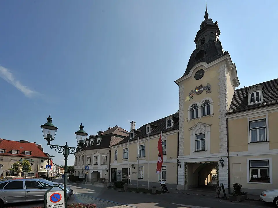 Altes Rathaus/ Gattringer-Wohnhaus