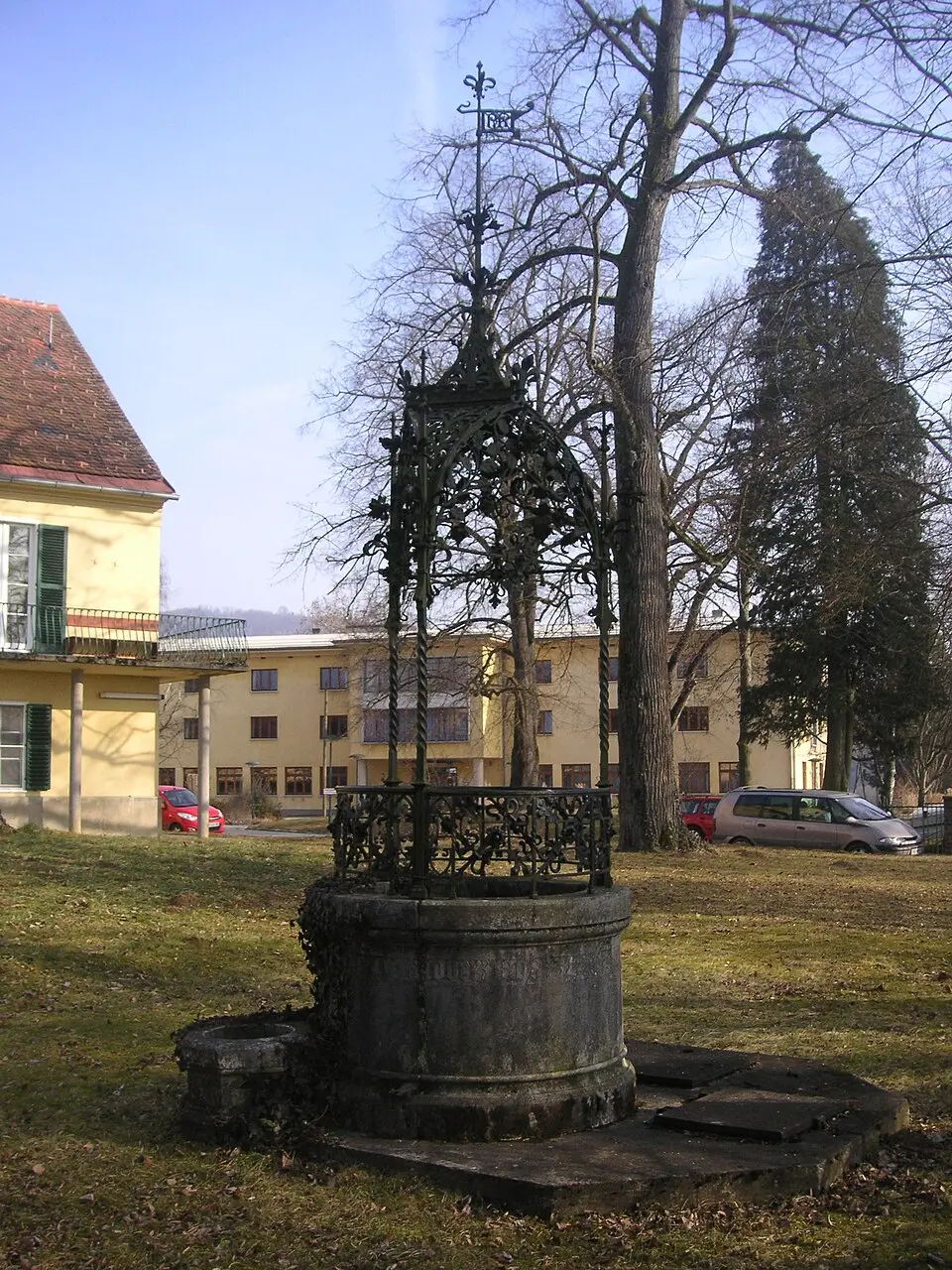 Brunnen