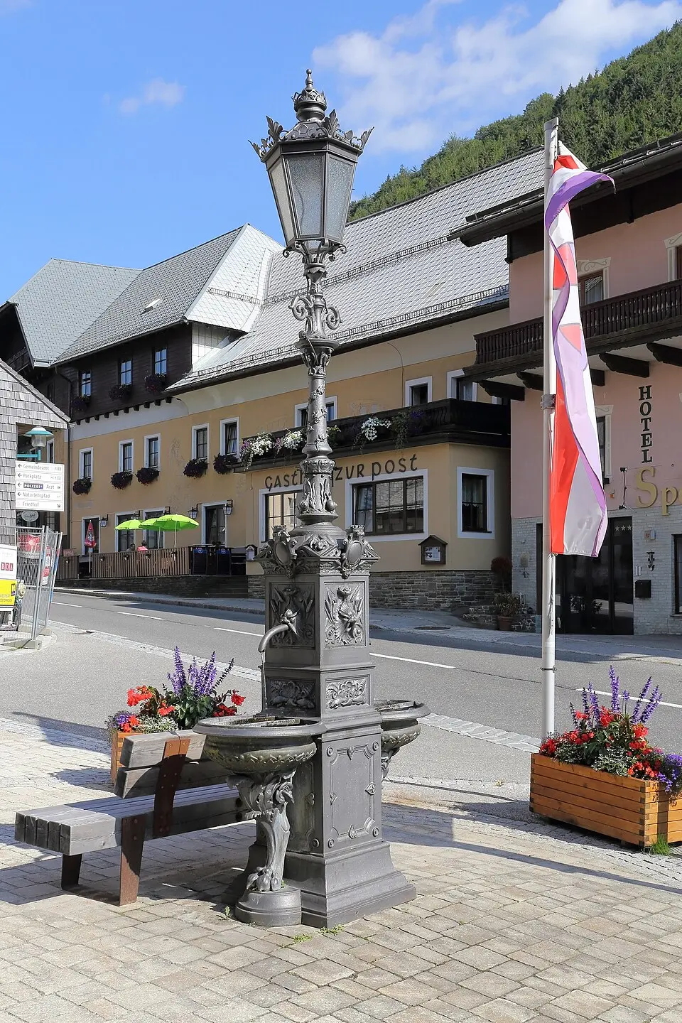 Brunnen