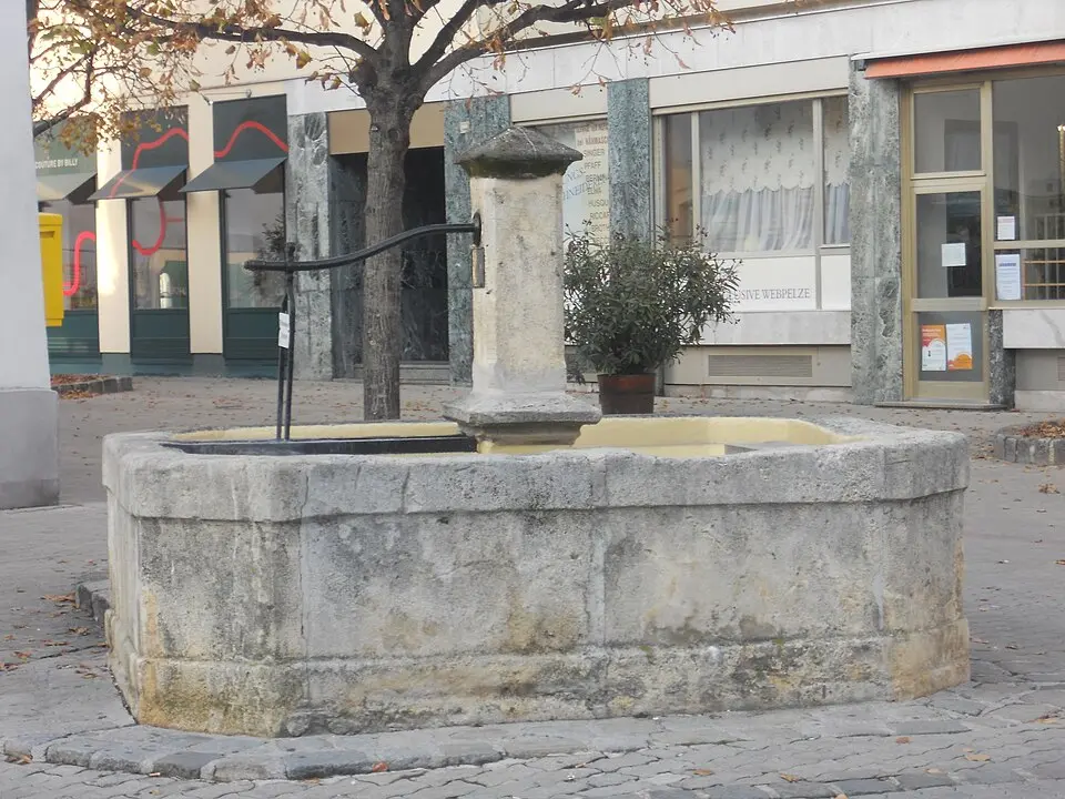 Brunnen