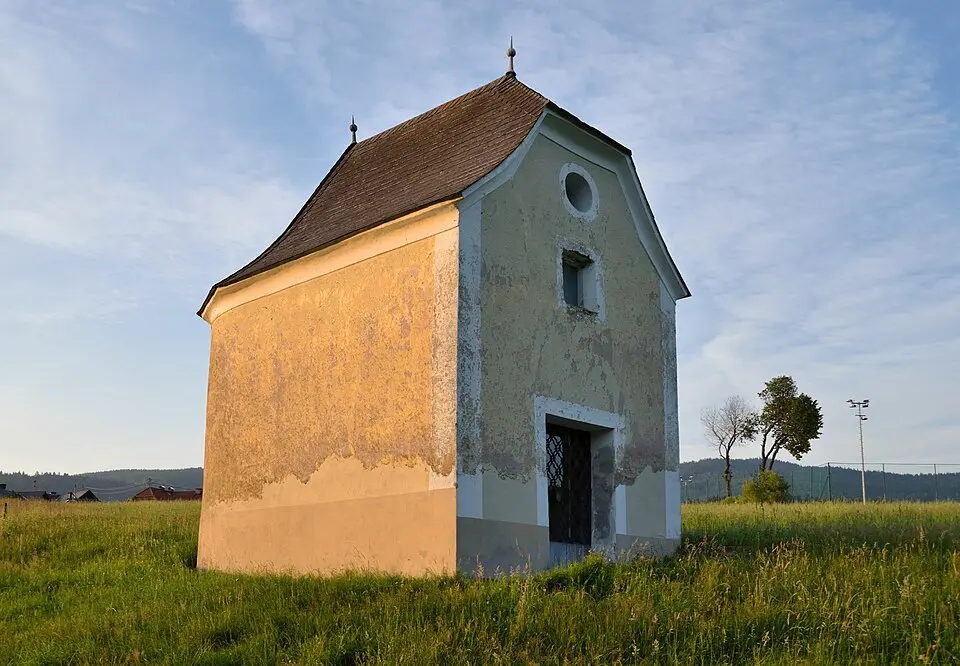 Immagine: Herzi Pinki · CC BY-SA 3.0 AT Brunnkapelle