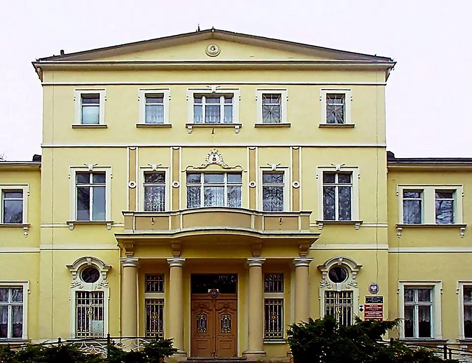 Pałac w Brzostowie