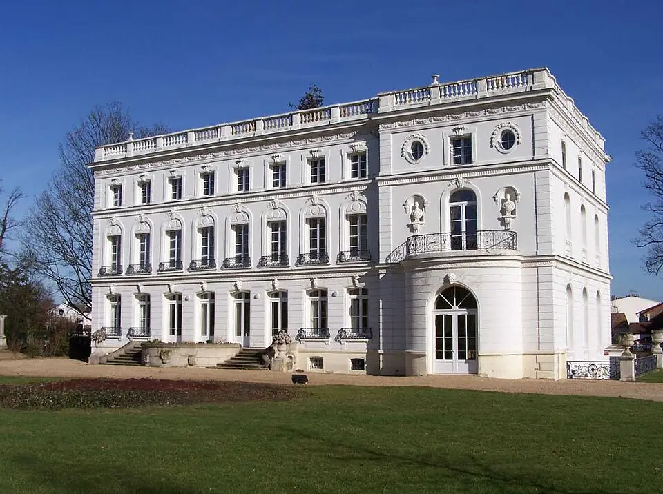 Obrázek: ℍenry Salomé · CC BY-SA 3.0 château du Haut-Buc