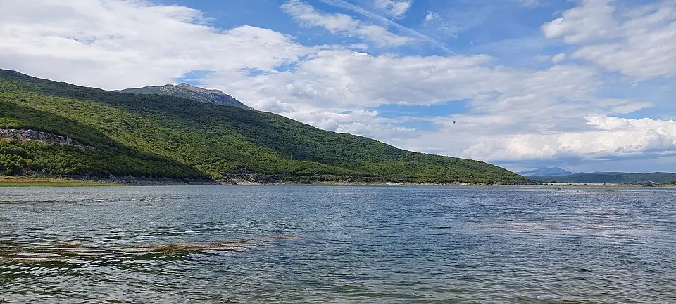 Buško jezero