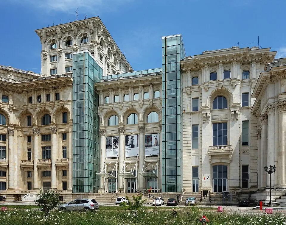 musée national d'art contemporain
